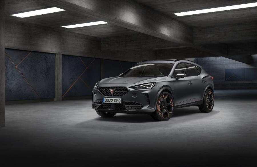  Cupra Formentor 2020 года  (WW) (фото 1 из 17)